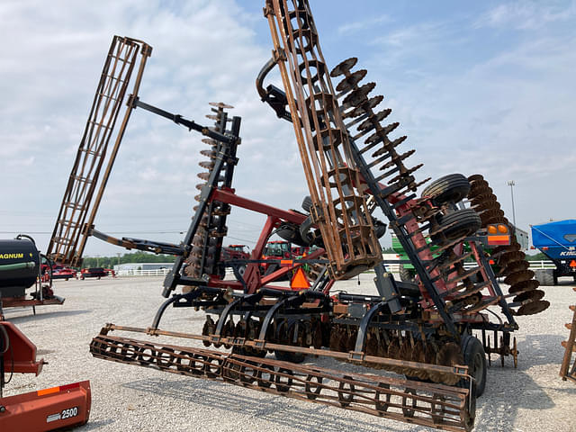 Image of Case IH 330 Turbo Till equipment image 2
