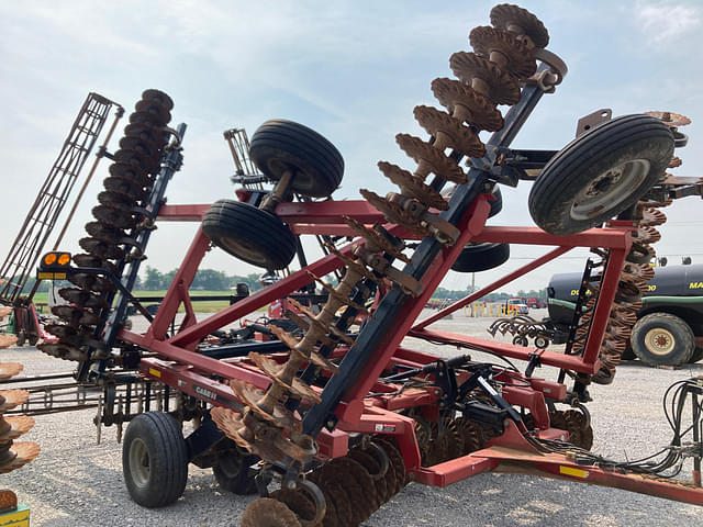 Image of Case IH 330 Turbo Till equipment image 1