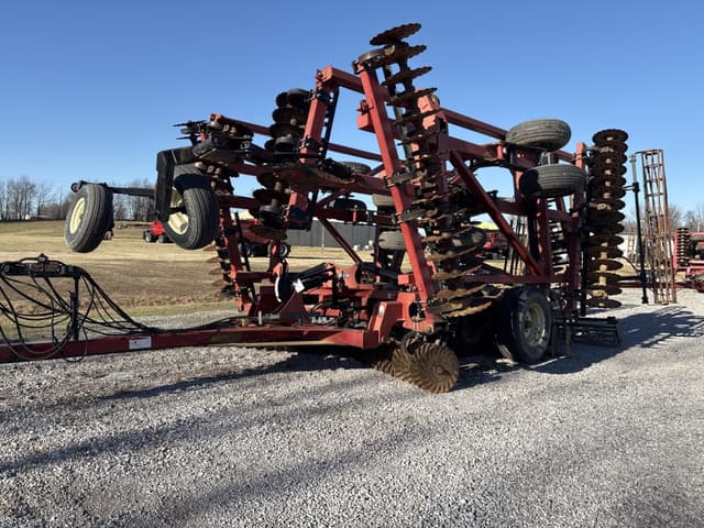 Image of Case IH 330 Turbo Till equipment image 1