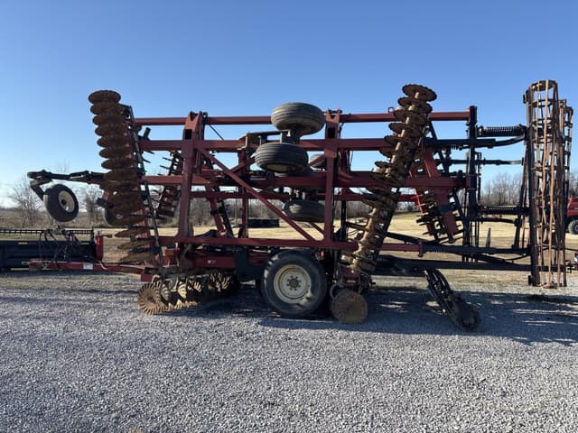 Image of Case IH 330 Turbo Till equipment image 2