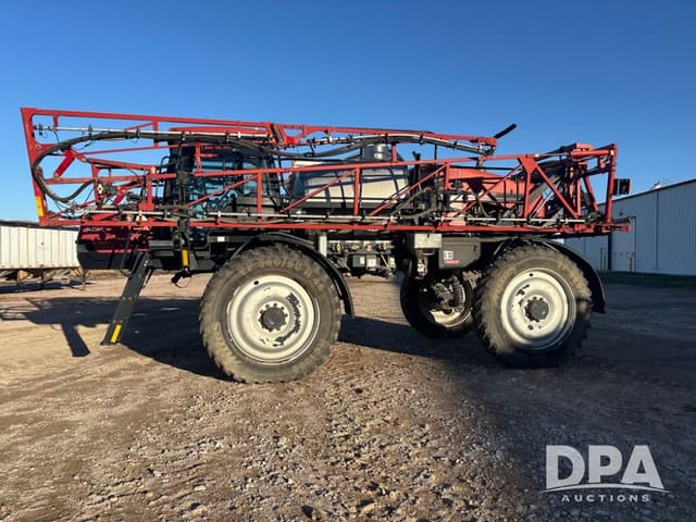 Image of Case IH 3330 Patriot equipment image 3