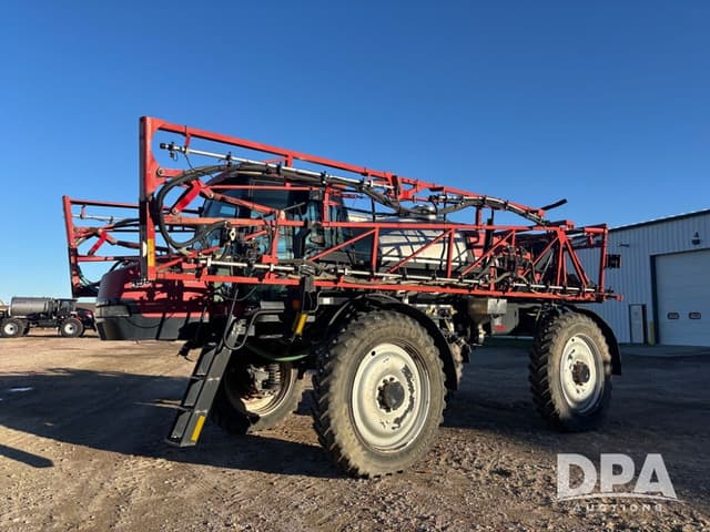 Image of Case IH 3330 Patriot equipment image 1