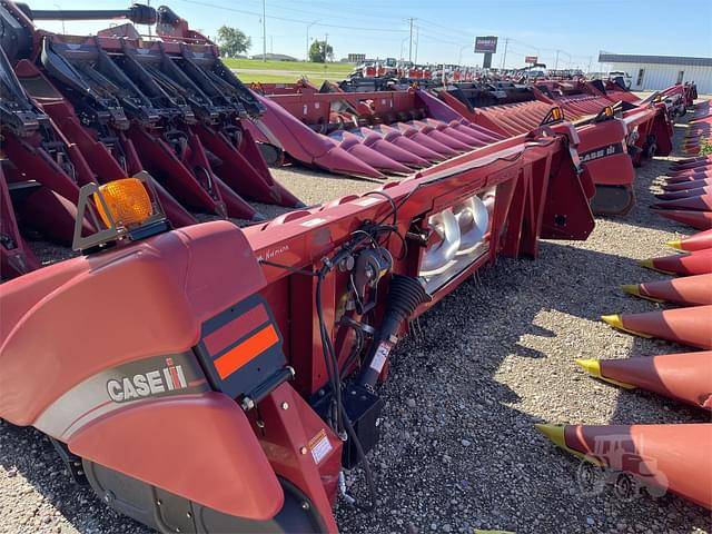 Image of Case IH 3406 equipment image 3