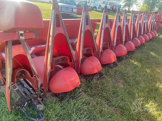 Image of Case IH 3412 equipment image 4