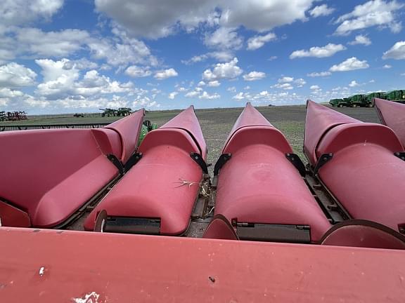 Image of Case IH 3412 equipment image 2