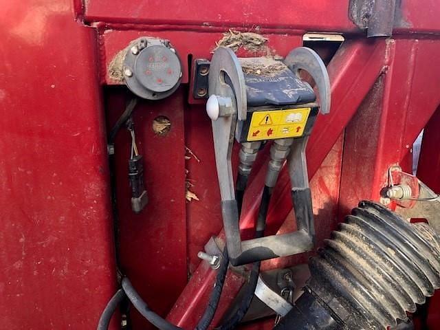 Image of Case IH 3412 equipment image 4