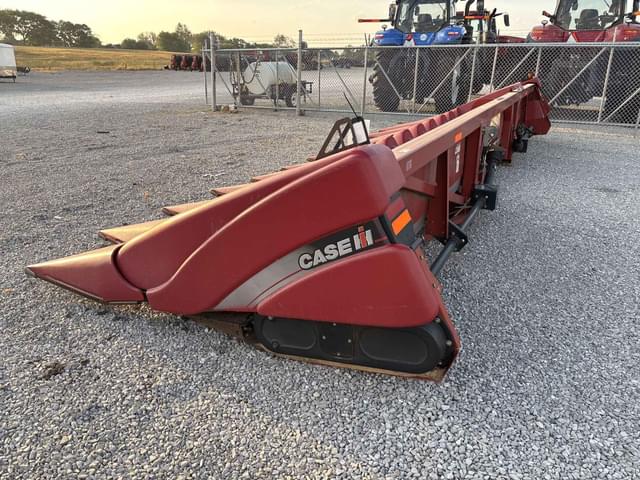 Image of Case IH 3412 equipment image 4