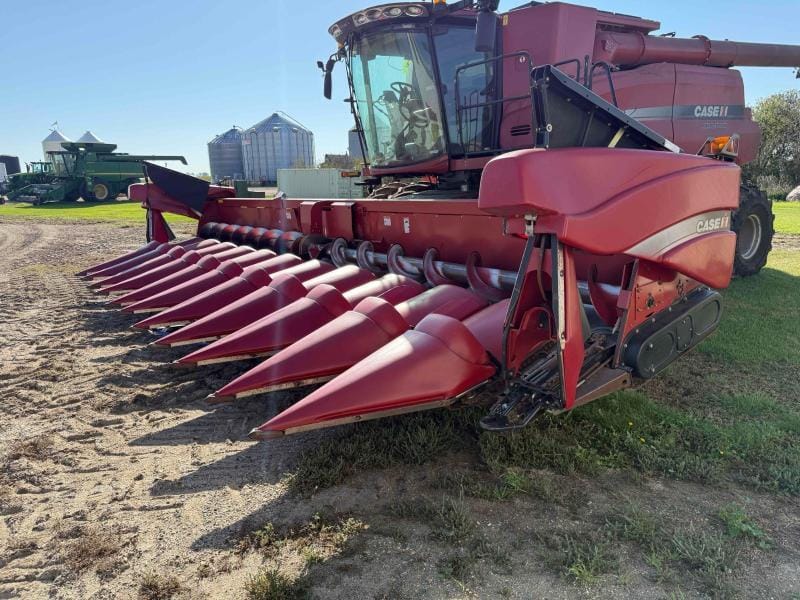 2010 Case IH 3412 Equipment Image0