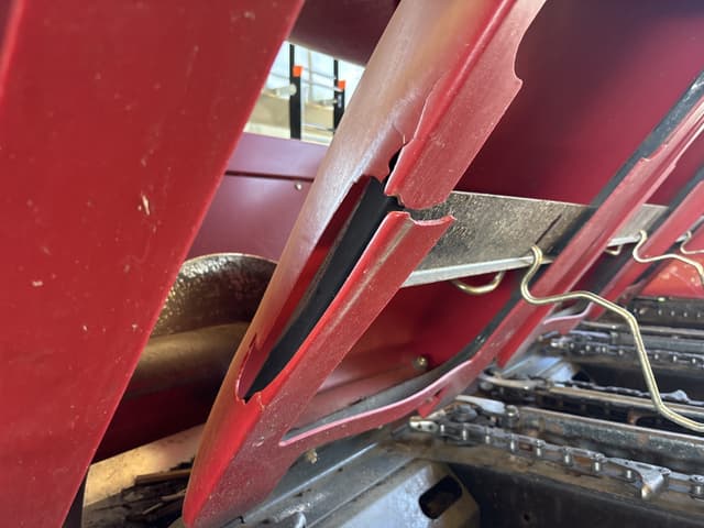 Image of Case IH 3412 equipment image 4