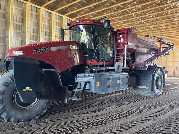 Image of Case IH Titan 3520 Primary image