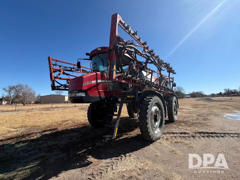 2010 Case IH Patriot 4420 Equipment Image0