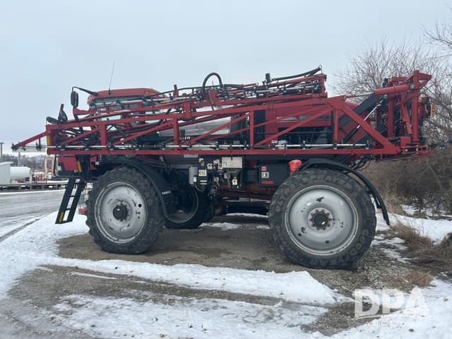 Image of Case IH Patriot 4420 equipment image 4