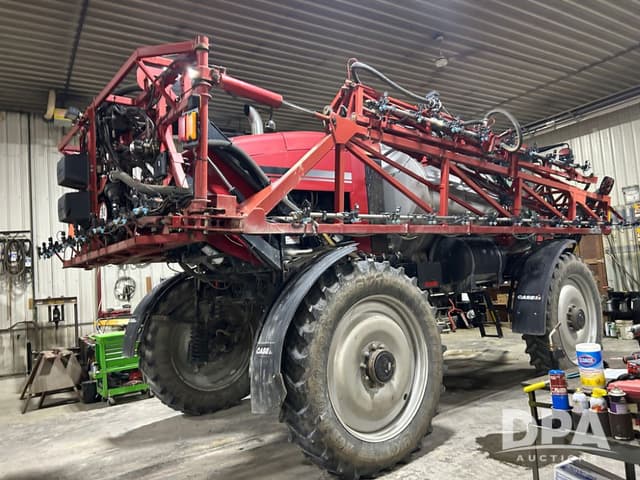 Image of Case IH Patriot 4420 equipment image 2