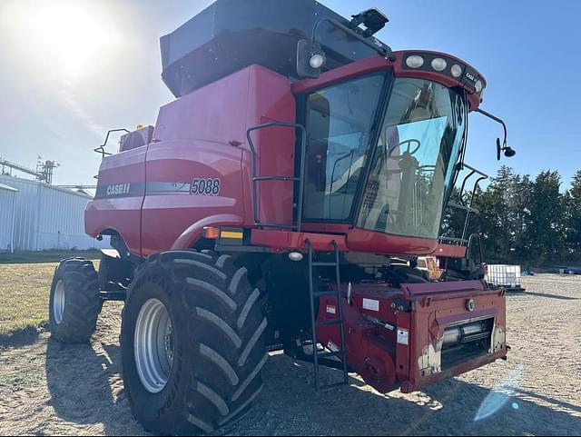 Image of Case IH 5088 equipment image 4