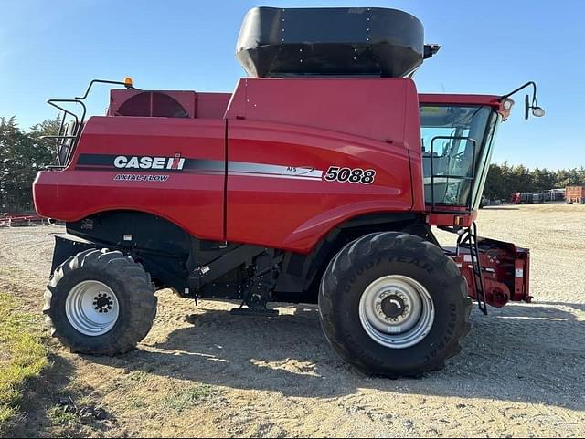 Image of Case IH 5088 equipment image 3