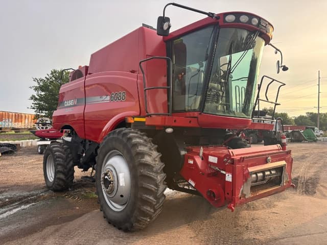 Image of Case IH 6088 equipment image 2