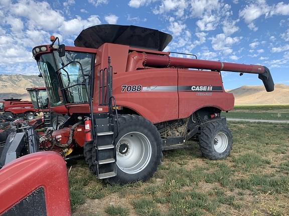 Image of Case IH 7088 equipment image 2