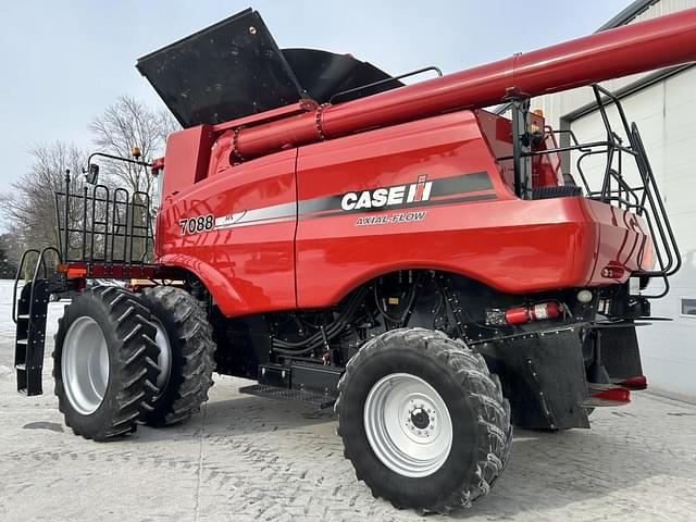 Image of Case IH 7088 equipment image 4