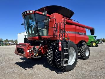 Main image Case IH 7088