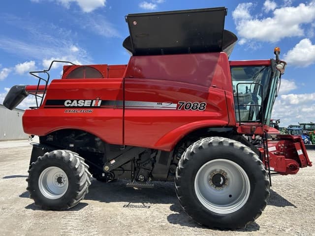Image of Case IH 7088 equipment image 4
