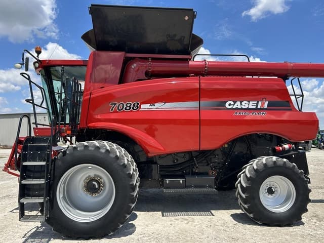 Image of Case IH 7088 equipment image 3