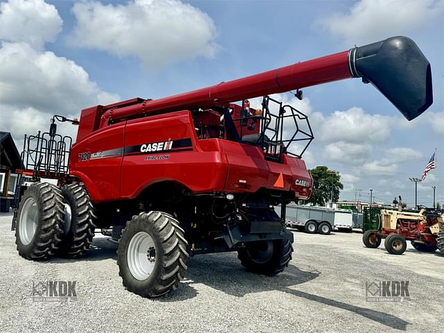 Image of Case IH 7140 equipment image 2