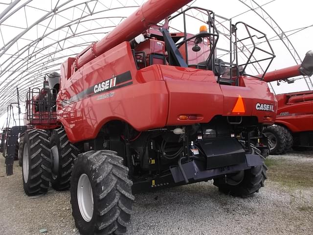 Image of Case IH 7120 equipment image 4