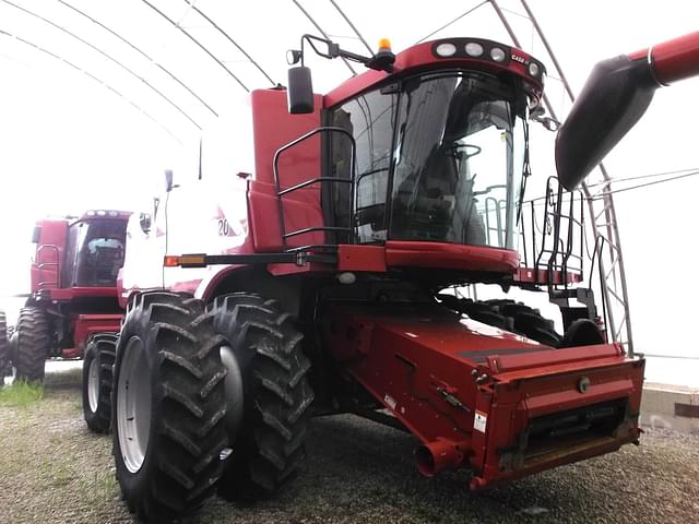 Image of Case IH 7120 equipment image 1