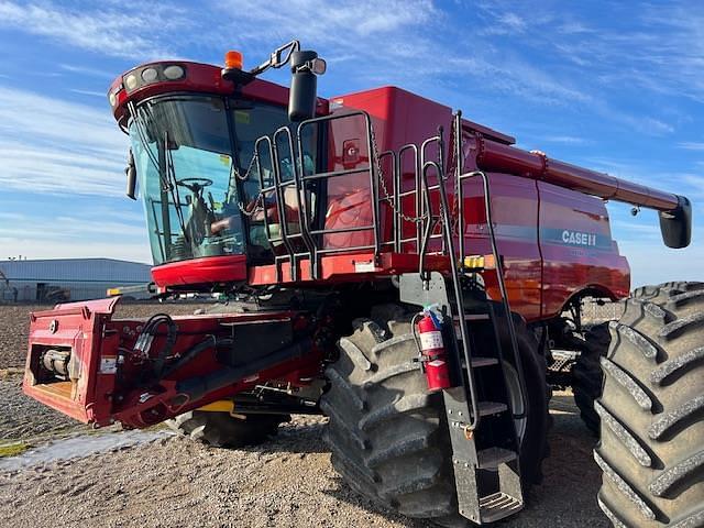 Image of Case IH 7120 equipment image 1