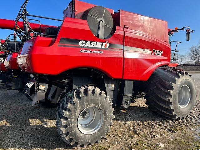 Image of Case IH 7120 equipment image 3