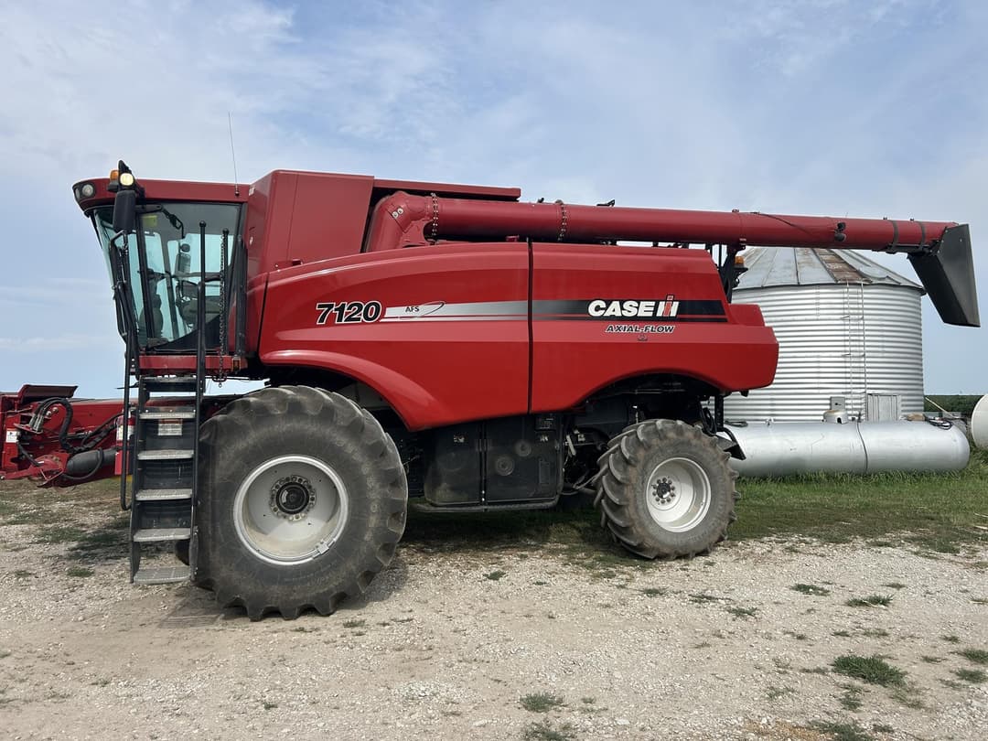 Image of Case IH 7120 Primary image