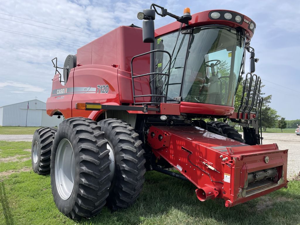 2010 Case IH 7120 Equipment Image0