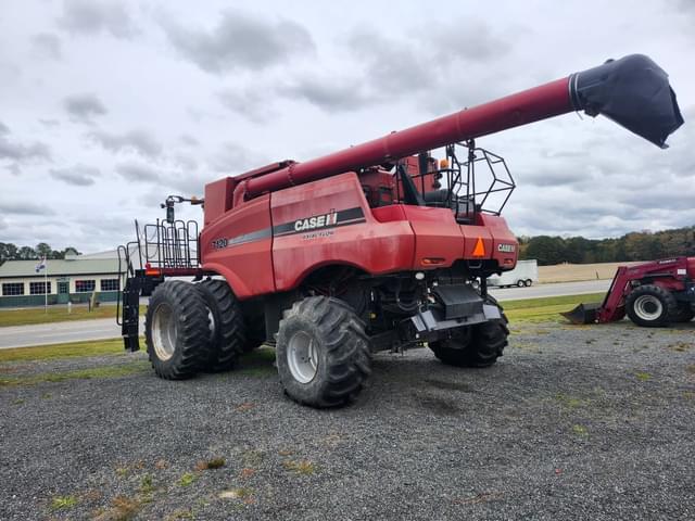 Image of Case IH 7120 equipment image 2