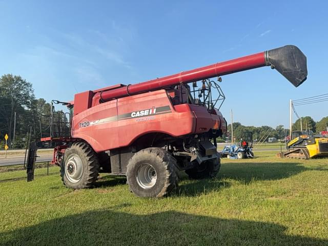 Image of Case IH 7120 equipment image 2