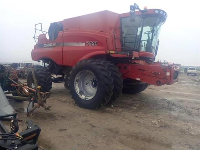 Image of Case IH 7120 equipment image 2