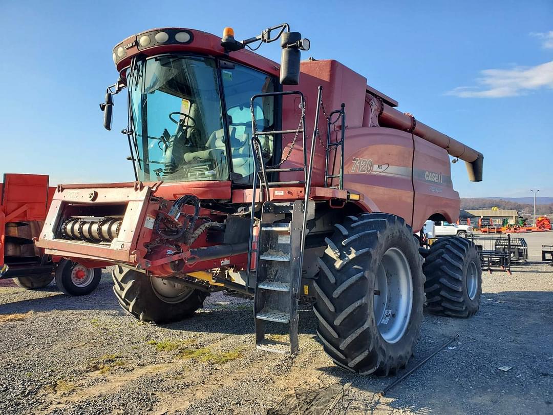 Image of Case IH 7120 Image 1