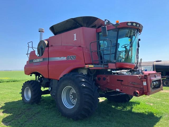 Image of Case IH 8120 equipment image 2