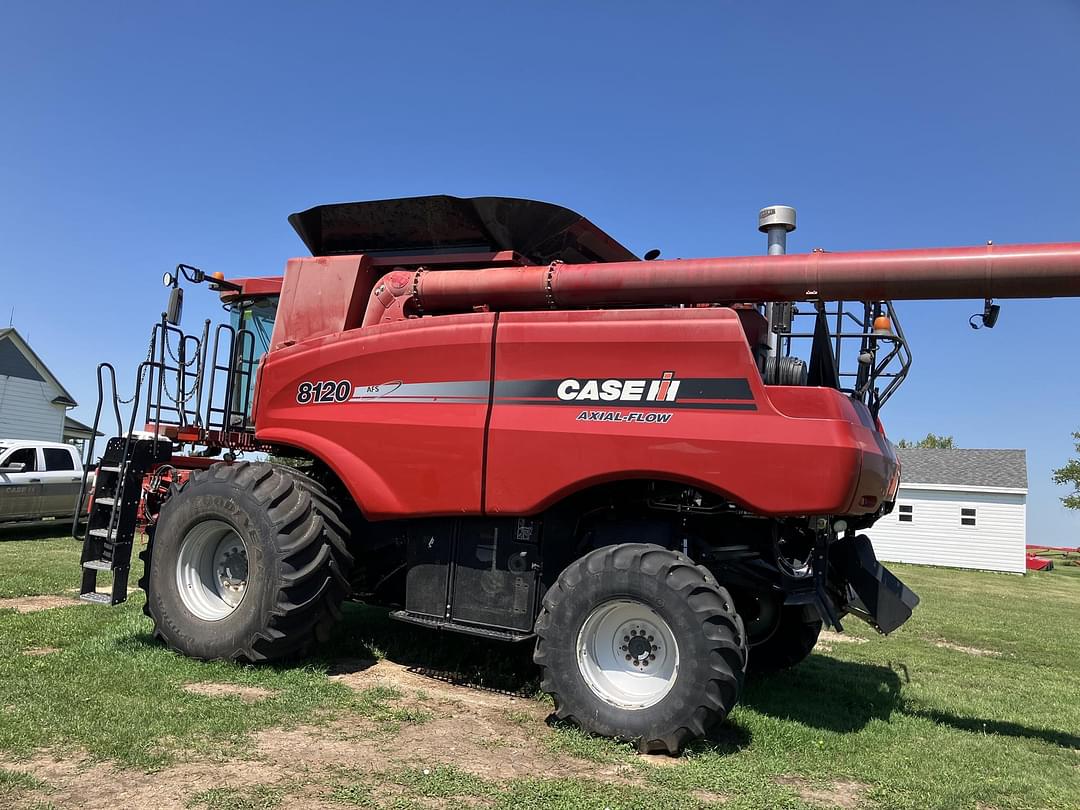 Image of Case IH 8120 Primary image