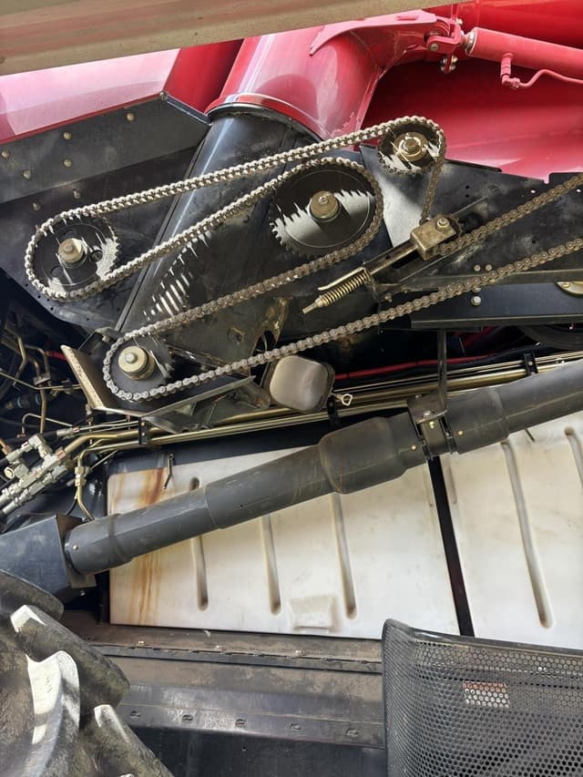 Image of Case IH 8120 equipment image 4