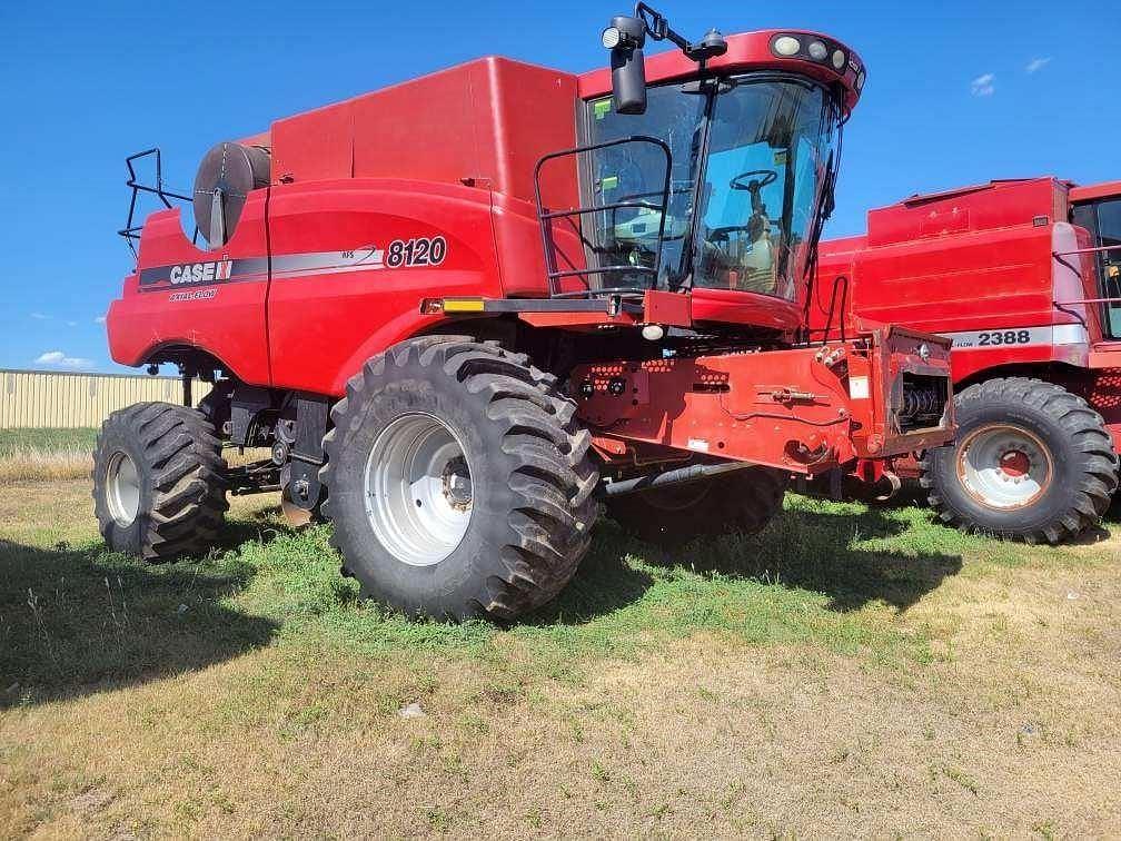 Image of Case IH 8120 Image 0