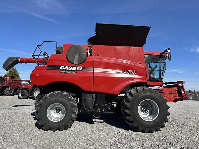 Image of Case IH 8120 equipment image 3