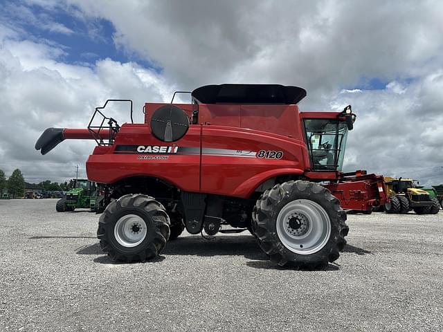 Image of Case IH 8120 equipment image 1