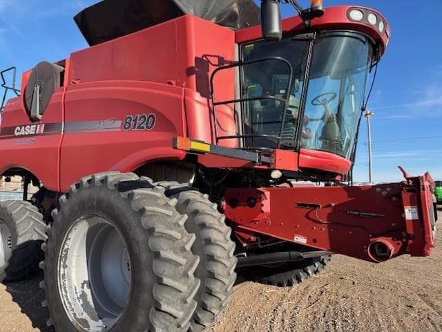 Image of Case IH 8120 equipment image 4