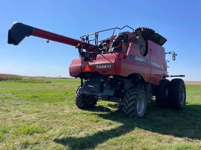 Image of Case IH 8120 equipment image 3