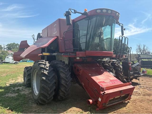 Image of Case IH 8120 equipment image 2