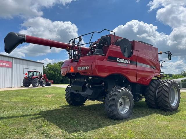 Image of Case IH 8120 equipment image 2