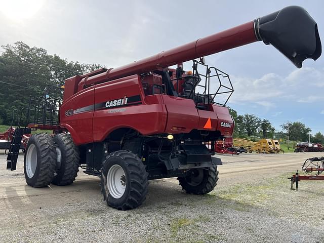 Image of Case IH 8120 equipment image 2