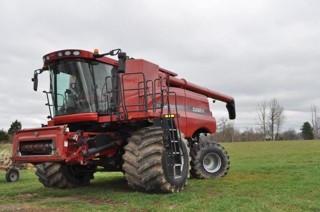 2010 Case IH 8120 Equipment Image0