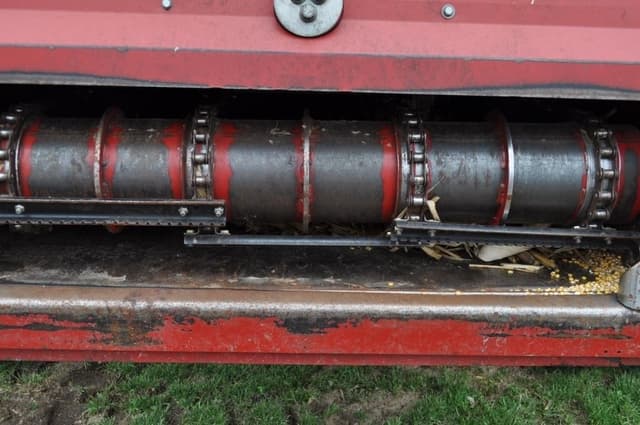 Image of Case IH 8120 equipment image 1