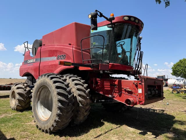 Image of Case IH 8120 equipment image 1